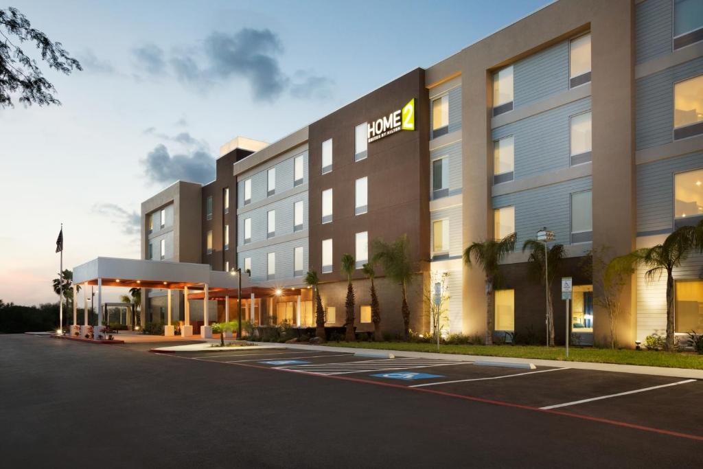 Home2 Suites By Hilton McAllen Main image 2